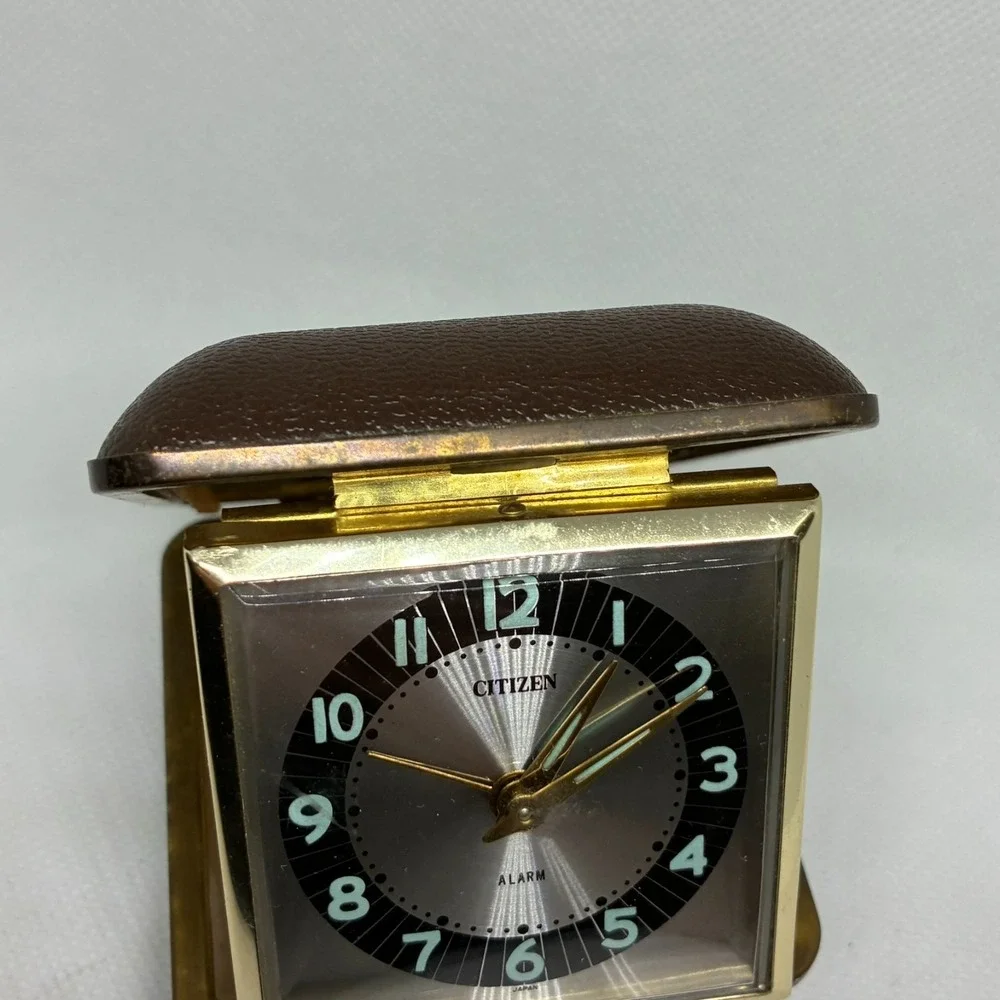 Vintage Citizen Travel Clock 2 Jewels Mechanical Wind-Up Brown Case